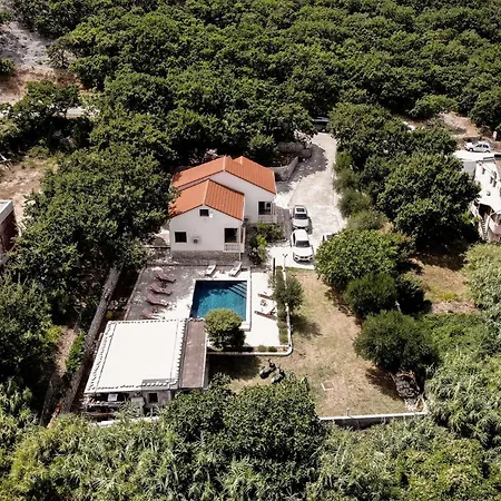 Holiday home Beautiful In Pag With Outdoor Swimming Pool *