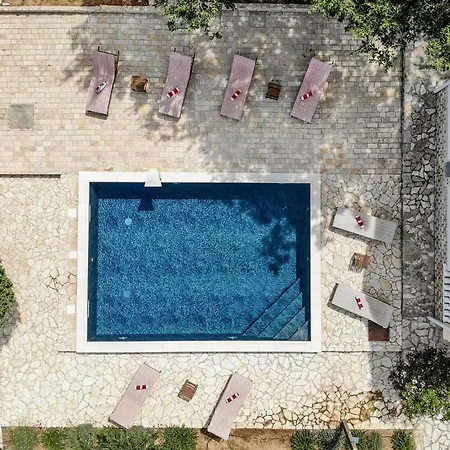 Holiday home Beautiful In Pag With Outdoor Swimming Pool Pag Town