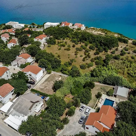 Holiday home Beautiful In Pag With Outdoor Swimming Pool