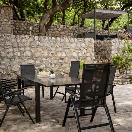 Holiday home Beautiful In Pag With Outdoor Swimming Pool *